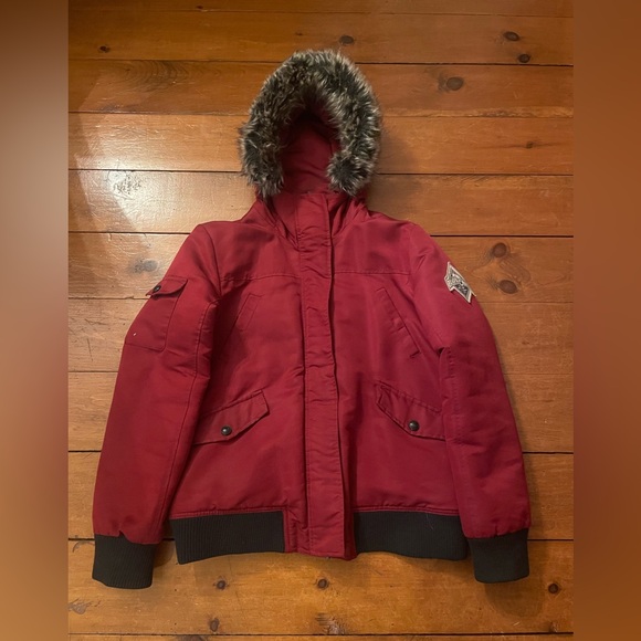 Beaver Canoe Red Burgundy Winter Jacket - Picture 2 of 9